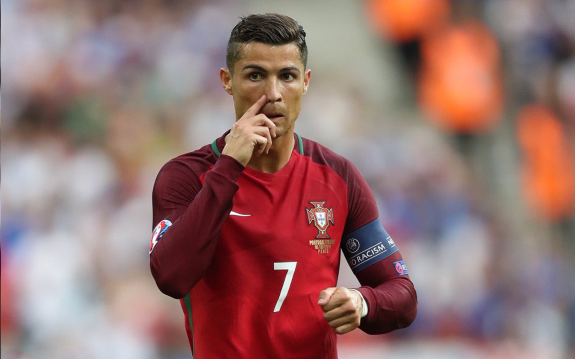 争议:阿莫林当选英超10月最佳主帅,英超十大巨星